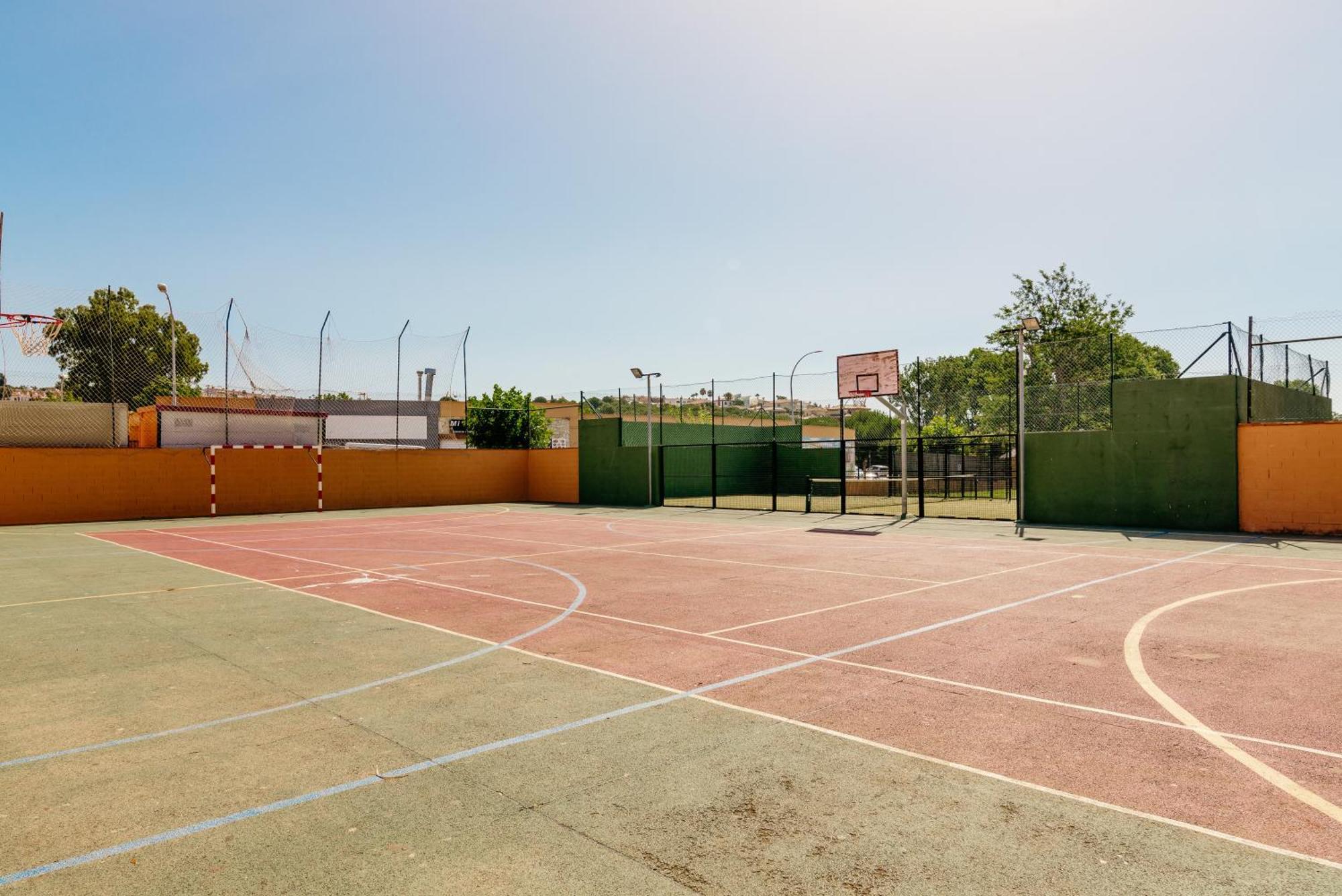 Chalet En Algeciras Con Piscina, Paddle A 4 Minutos De Playa De Getares Bagian luar foto