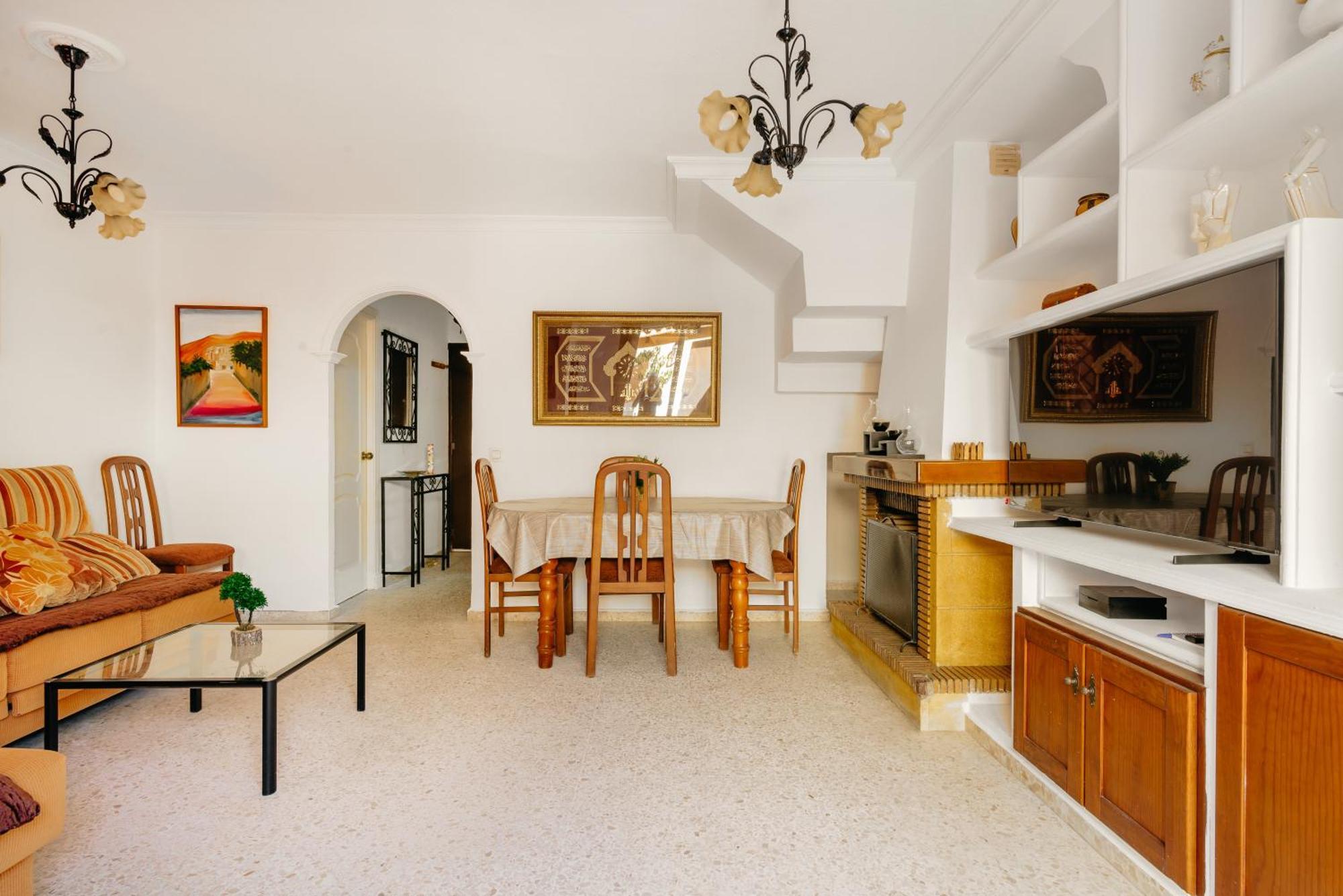 Chalet En Algeciras Con Piscina, Paddle A 4 Minutos De Playa De Getares Bagian luar foto